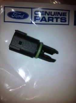 Genuine-Ford-WIF-Sensor-6-4-Power-Stroke-Diesel-F-Series